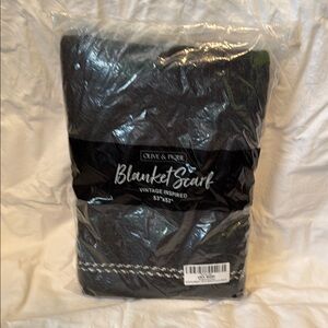 Black Blanket Scarf